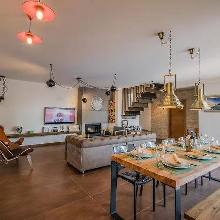 Ctma236/ Modern Decorated With Private Pool * Makarska